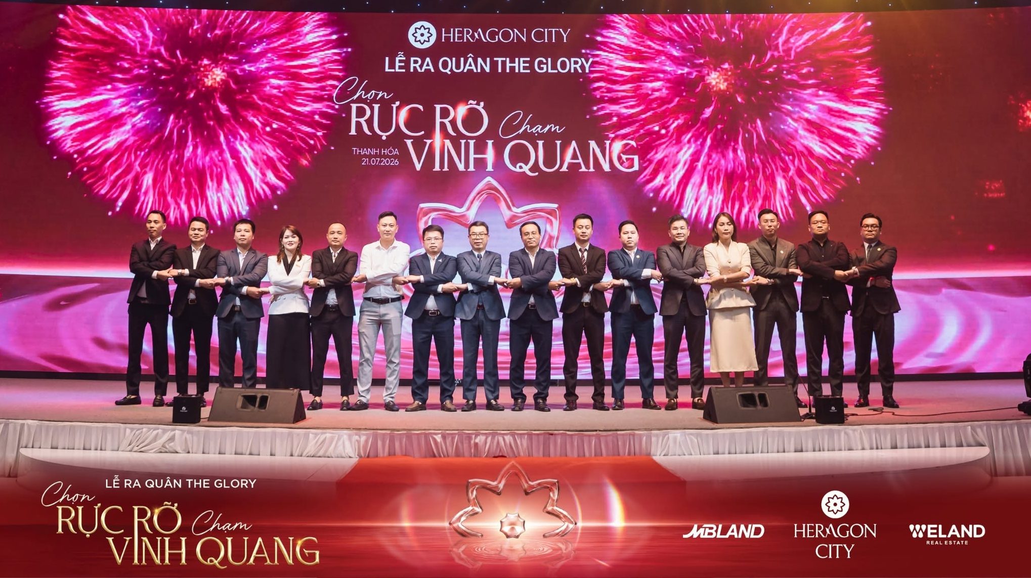“CHỌN RỰC RỠ – CHẠM VINH QUANG” – HƠN 600 CHIẾN BINH KINH DOANH KÍCH HOẠT ĐƯỜNG ĐUA THE GLORY!
